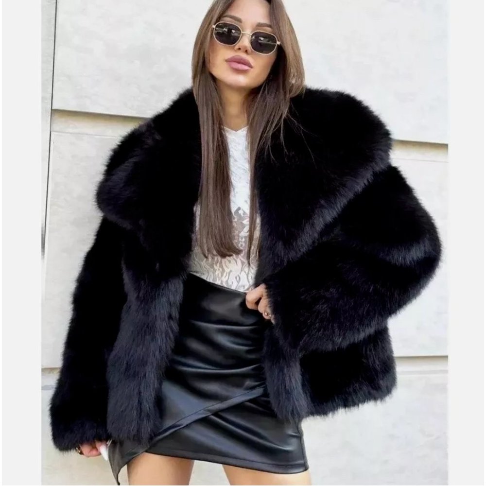 ZARA NEW WOMAN SHORT FAUX FUR JACKET COAT BLACK 6318/247 XS M L